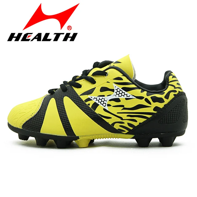 bottes avec crampons intégrés