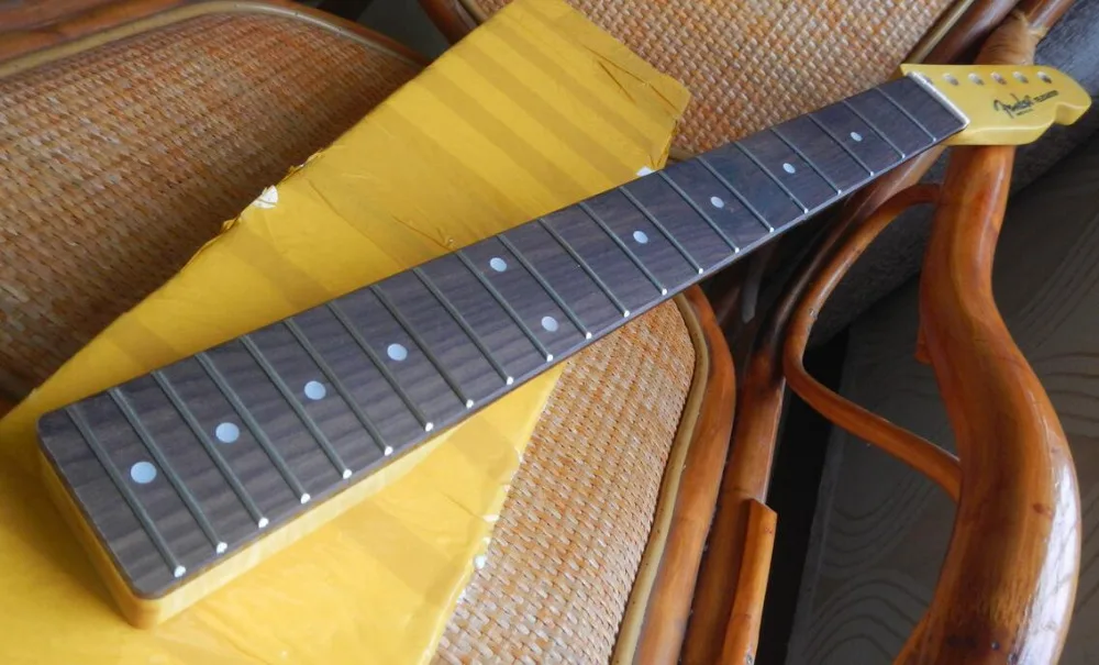 

Free shipping wholesale Rose wood fingerboard Tele guitar neck , telecaster guitar neck 21 Fret