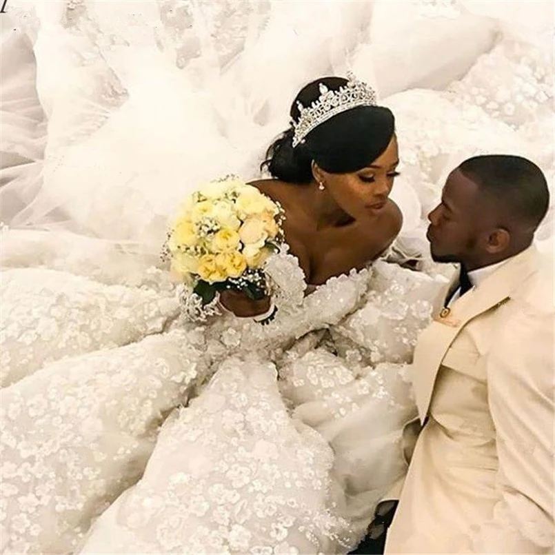 African-Princess-Wedding-Dresses-Ball-Gown-With-See-Through-Long-Sleeve-Luxury-Crystals-Lace-Black-Girl (3)