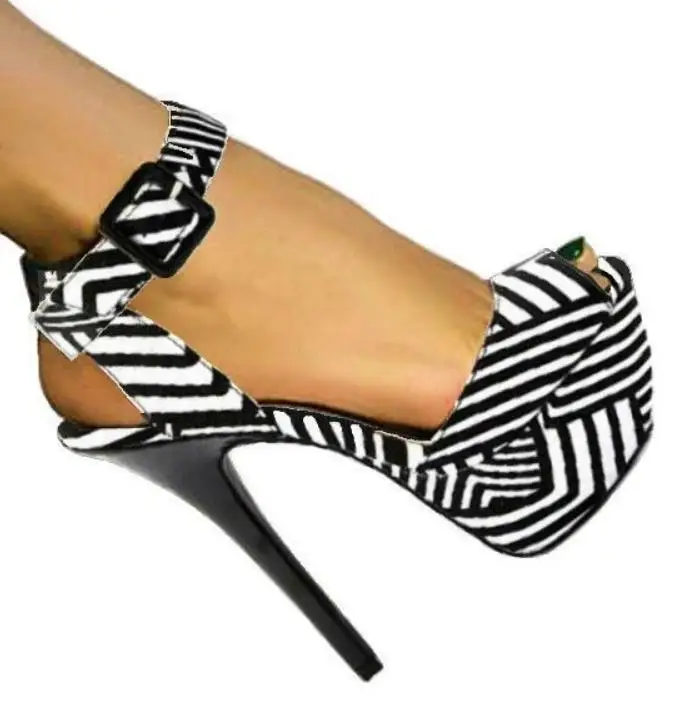 

Summer fashion new European and American style hollow fine heels waterproof platform high heels sandals