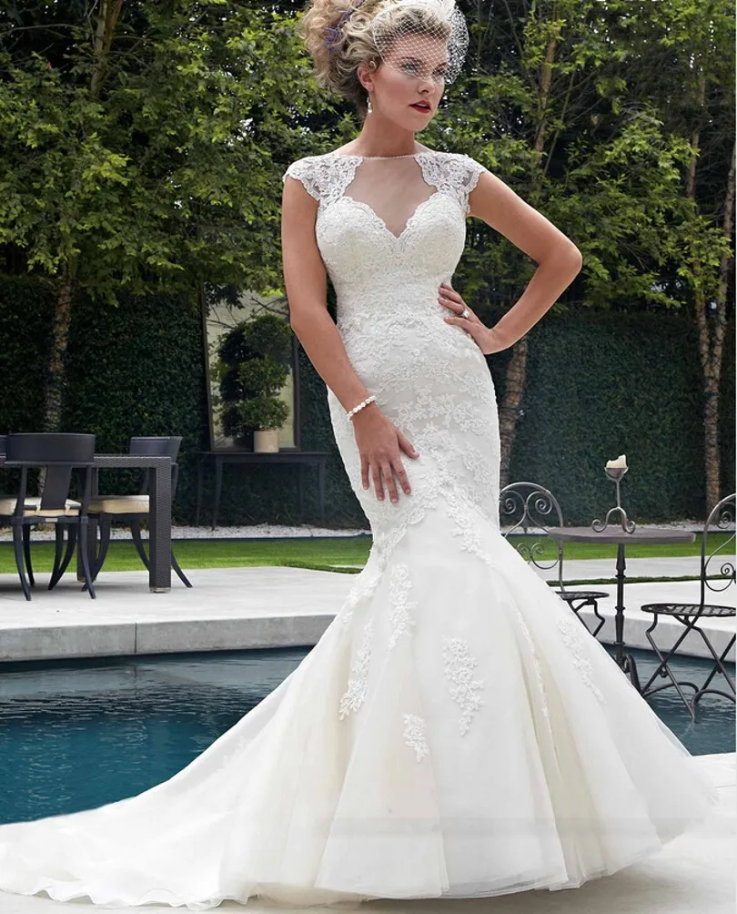 2016 Fashionable Mermaid Wedding Dresses With Jacket Sweetheart Lace Appliqued Bridal Gown robe