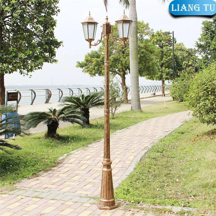 Koop Dubbele Armen Landschap Lichten Outdoor Vintage Tuin Straat Licht Led Hoge Paal Tuin Waterdichte Gate Lamp hoge paal lamp