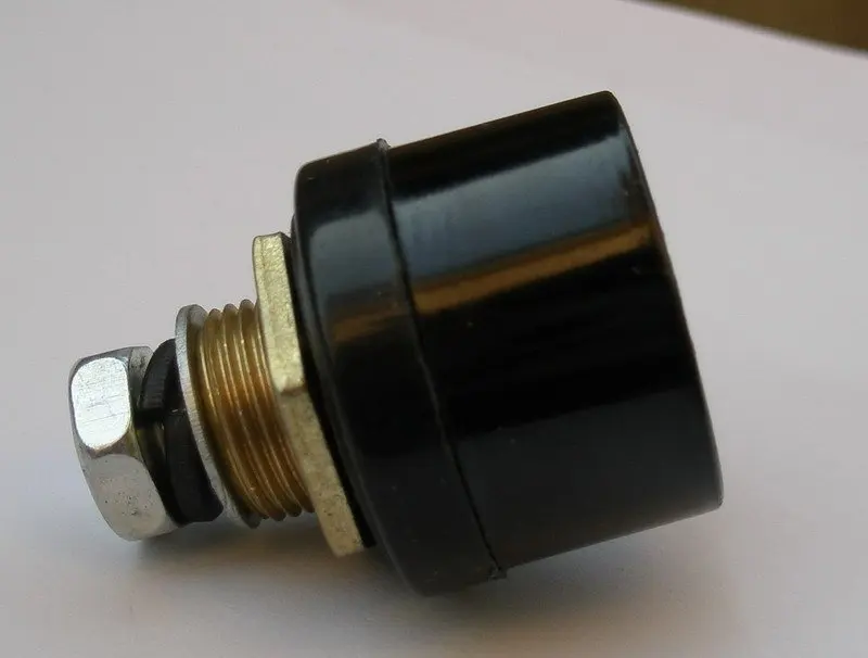 

1pc 100-200A Welder Panel Socket Connector 10-25mm2