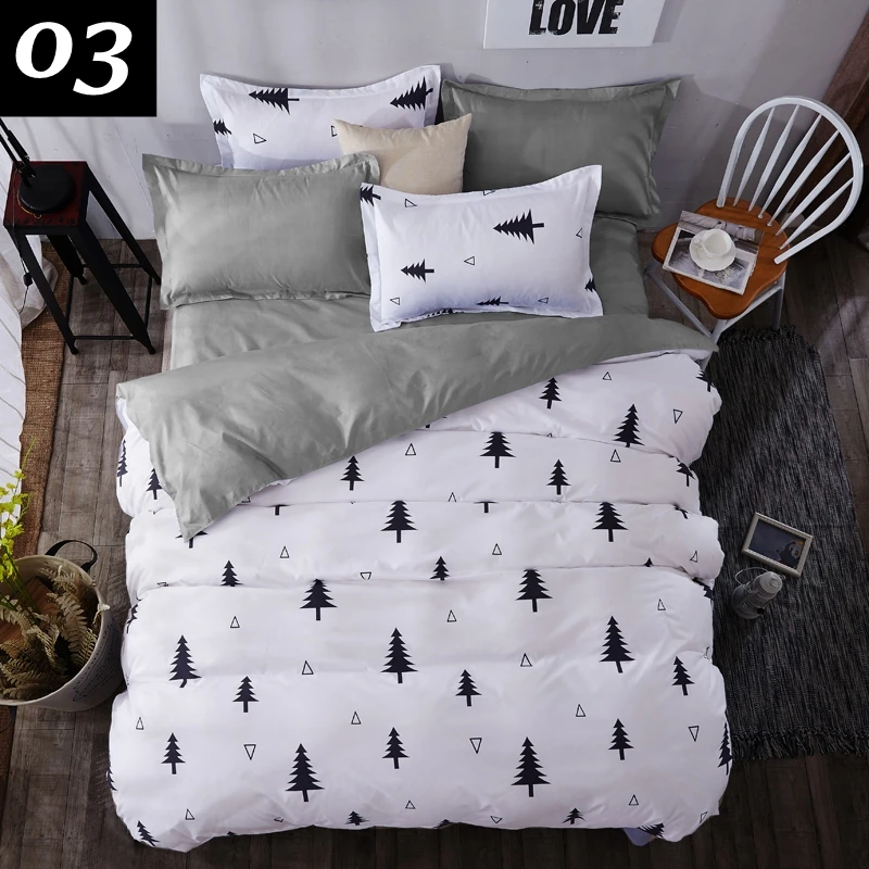Black and White Pine Tree & Reindeer Bedding Set (4 Colors)