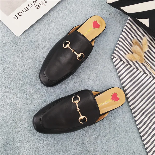 รองเท้าส้นสูงแฟชั่น รองเท้าคัทชู หรือรองเท้าทำงานหลากสไตล์