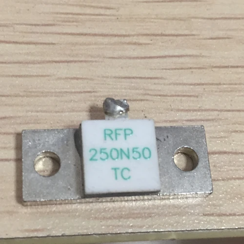Используется RF резистор RFP 250N50TC 250N50 TC RFP250N50TC RFP250N50 250 50 Вт 50Ohm 50R tc  | Запасные части -32815920300