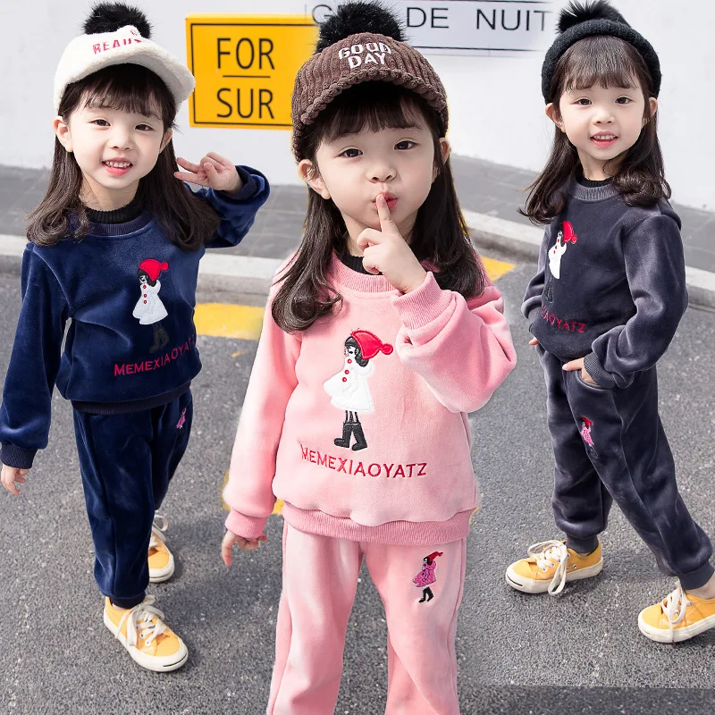 

1-5Y baby autumn winter suits children's foreign letters cartoon plus velvet gold velvet hoodies + pants 2pcs girls clothes