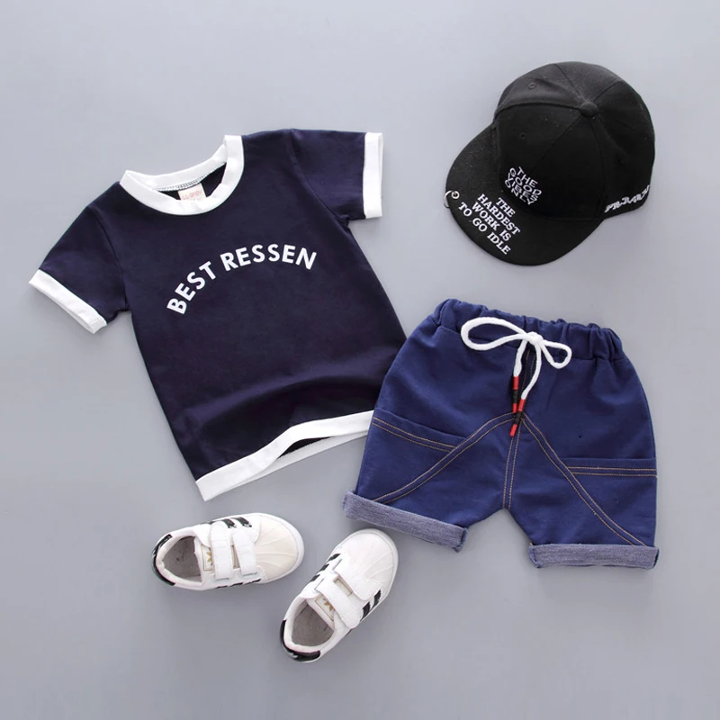 Комплект одежды для маленьких мальчиков и девочек, летняя повседневная детская одежда из хлопка, рубашка с надписью+ штаны, комплект одежды для маленьких детей 1, 2, 3, 4 лет