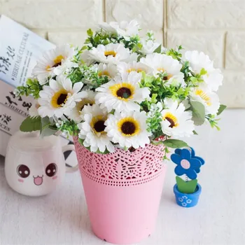 

Fake Chrysanthemum Bunch Simulation Gerbera with Plastic Accessories for Wedding Home Decorative Artificial Flowers