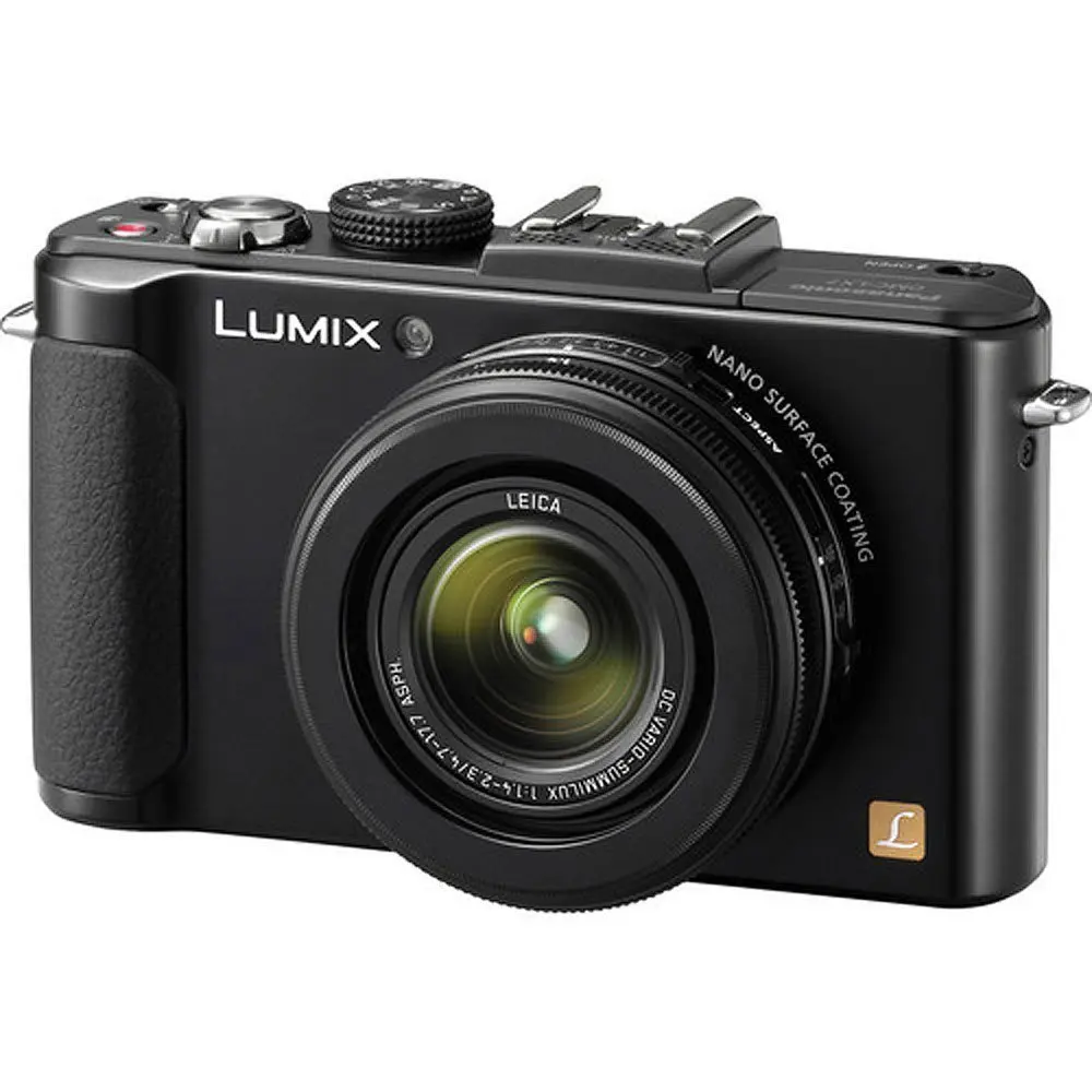US $189.05 USEDPanasonic LUMIX DMCLX7K 101 MP Digital Camera With 38x Optical Zoom And 30Inch LCDBlack