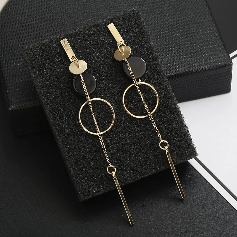 

MISANANRYNE 2019 Korean Fashion Long Slope Geometric asymmetry Rhinestone circle earrings new Acrylic earring for women jewelry