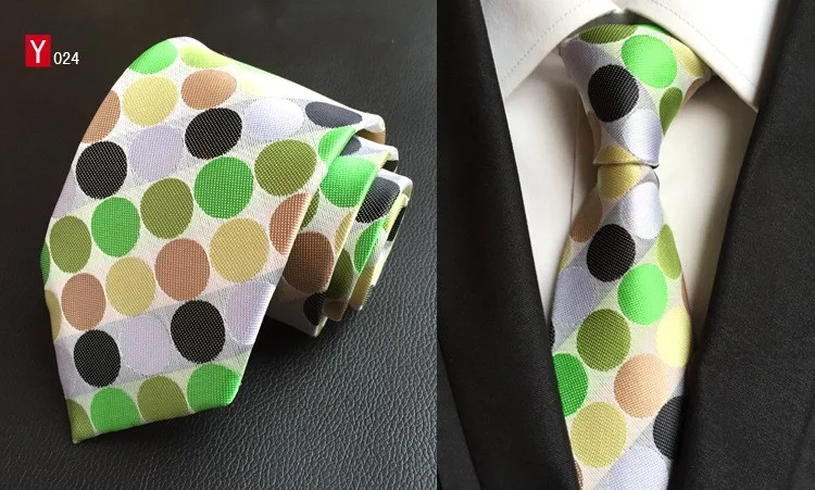 2856524745_377659354