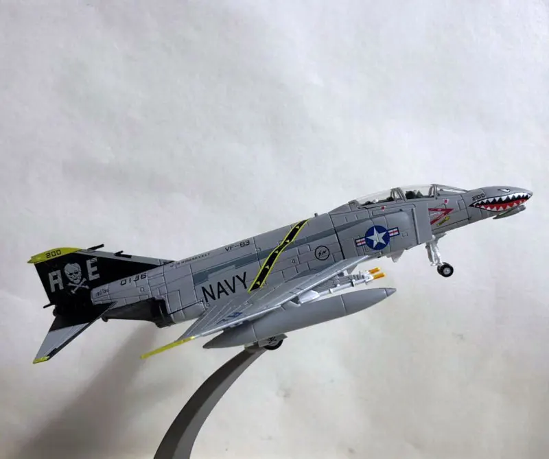 WLTK 1/100 масштаб военная модель игрушки F-4 Phantom II VF-84 Jolly Rogers Fighter литой металлический самолет модель игрушки для сбора/подарка