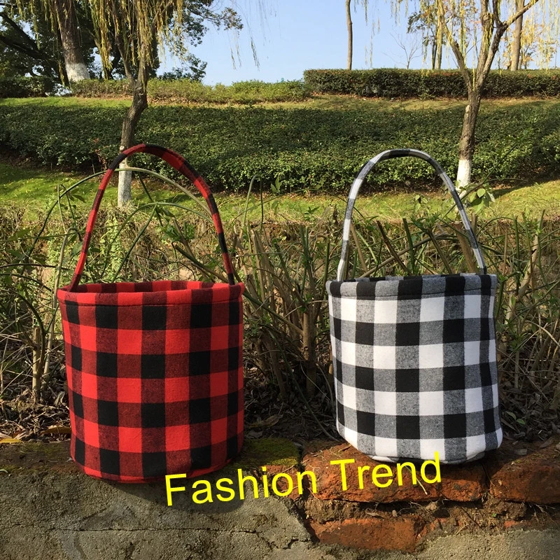 buffalo plaid bucket (1)
