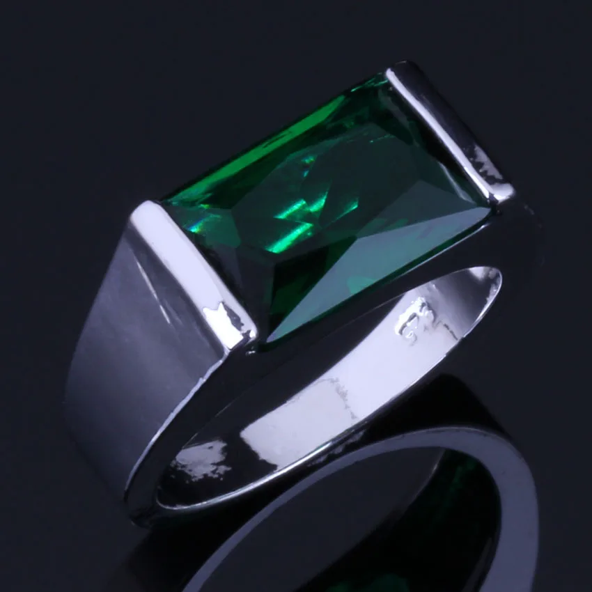 Meraviglioso Rettangolo Verde Cubic Zirconia 925 Sterling Silver Ring Per Le Donne V0394