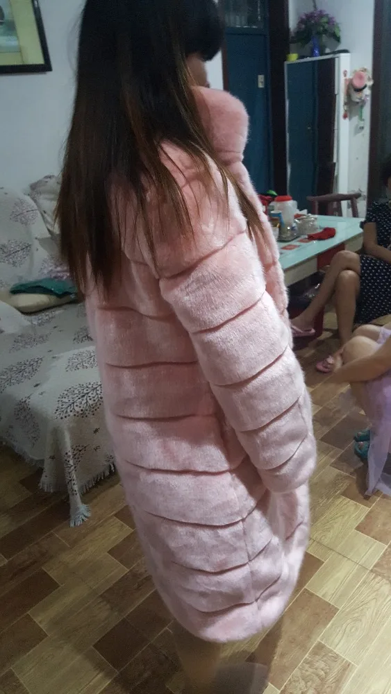 Роскошные женские куртки из искусственного меха, зимняя теплая куртка, женская розовая модная длинная шуба, толстая полоска, имитация норкового воротника