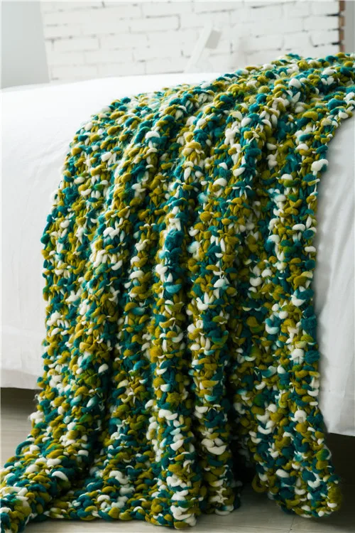 

Fashion Camouflage color thick blanket and bedspreads,130x160cm ( 51x63 Inch) handwork blanket,Wool Acrylic ( lopi material)