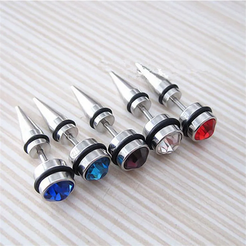 

1 PCS Men's Punk Gothic Stud Earring with Shiny Crystal Design Silver Stainless Steel Body Piercing Ear Stud for Men Women E057.