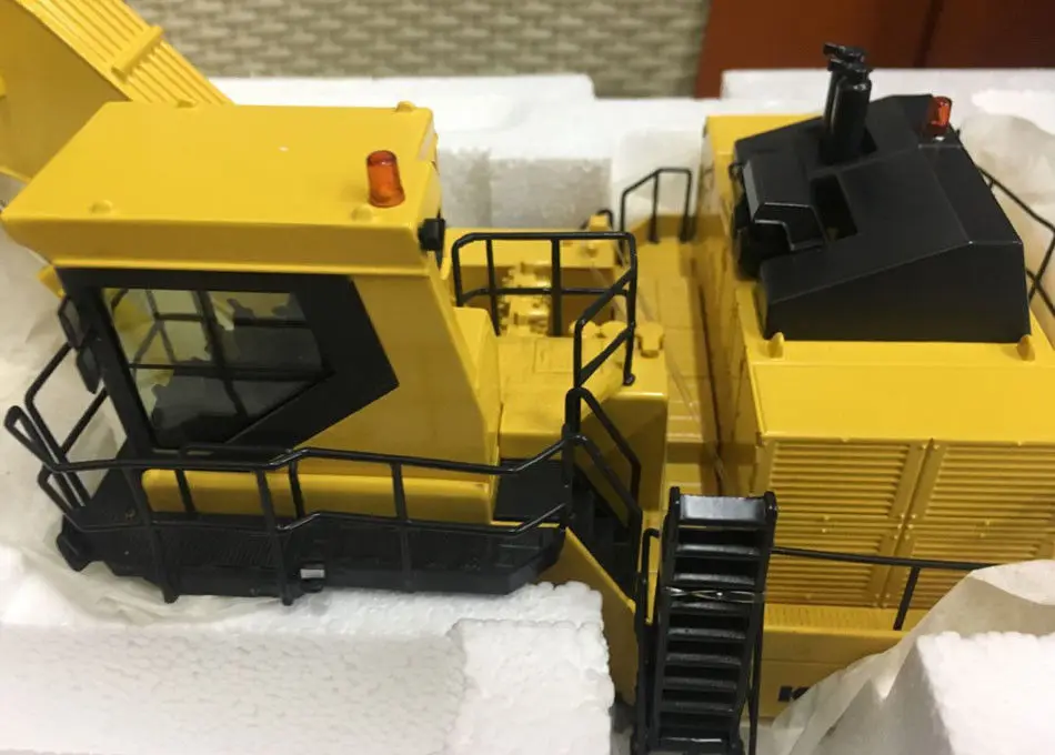Редкий NZG Комацу 1:50 экскаватор масштаб литой металл модель 7621|construction vehicles|constructions