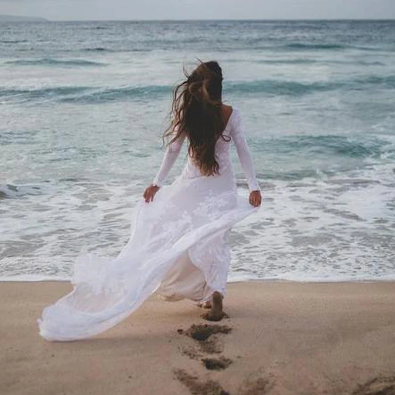 

Long Sleeves Beach Wedding Dresses Scoop Open V Back A Line Sweep Train Lace Applique Bridal Dress Vestido De Noiva