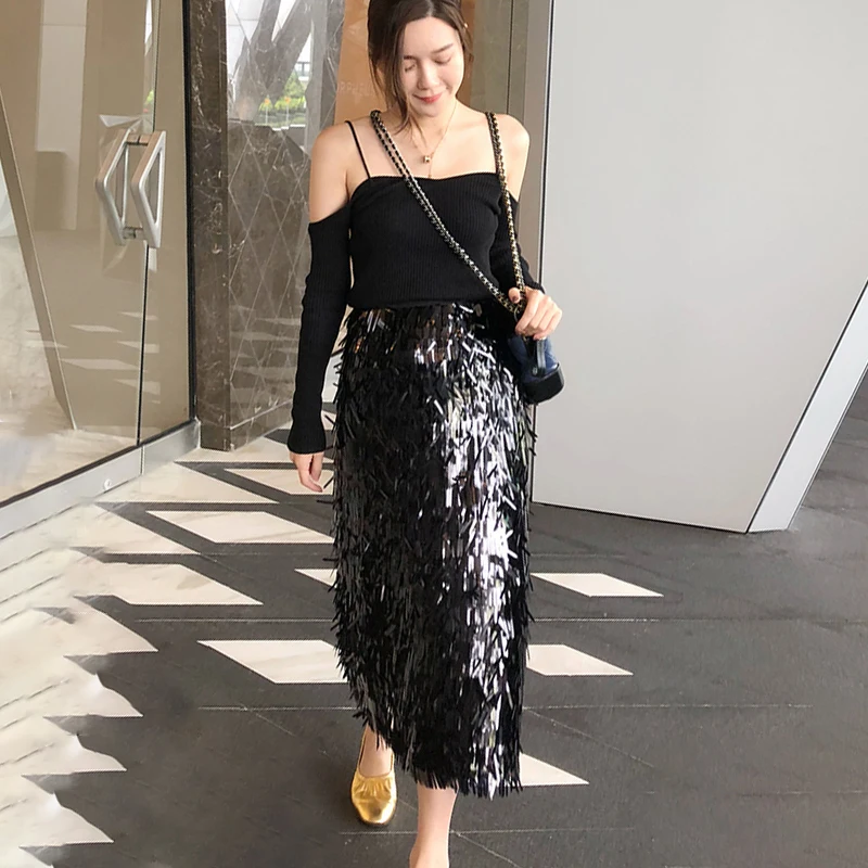 TWOTWINSTYLE осенние юбки с пайетками для женщин эластичные с высокой талией с кисточками облегающие длинные юбки Женская корейская модная одежда - Цвет: Black Skirts