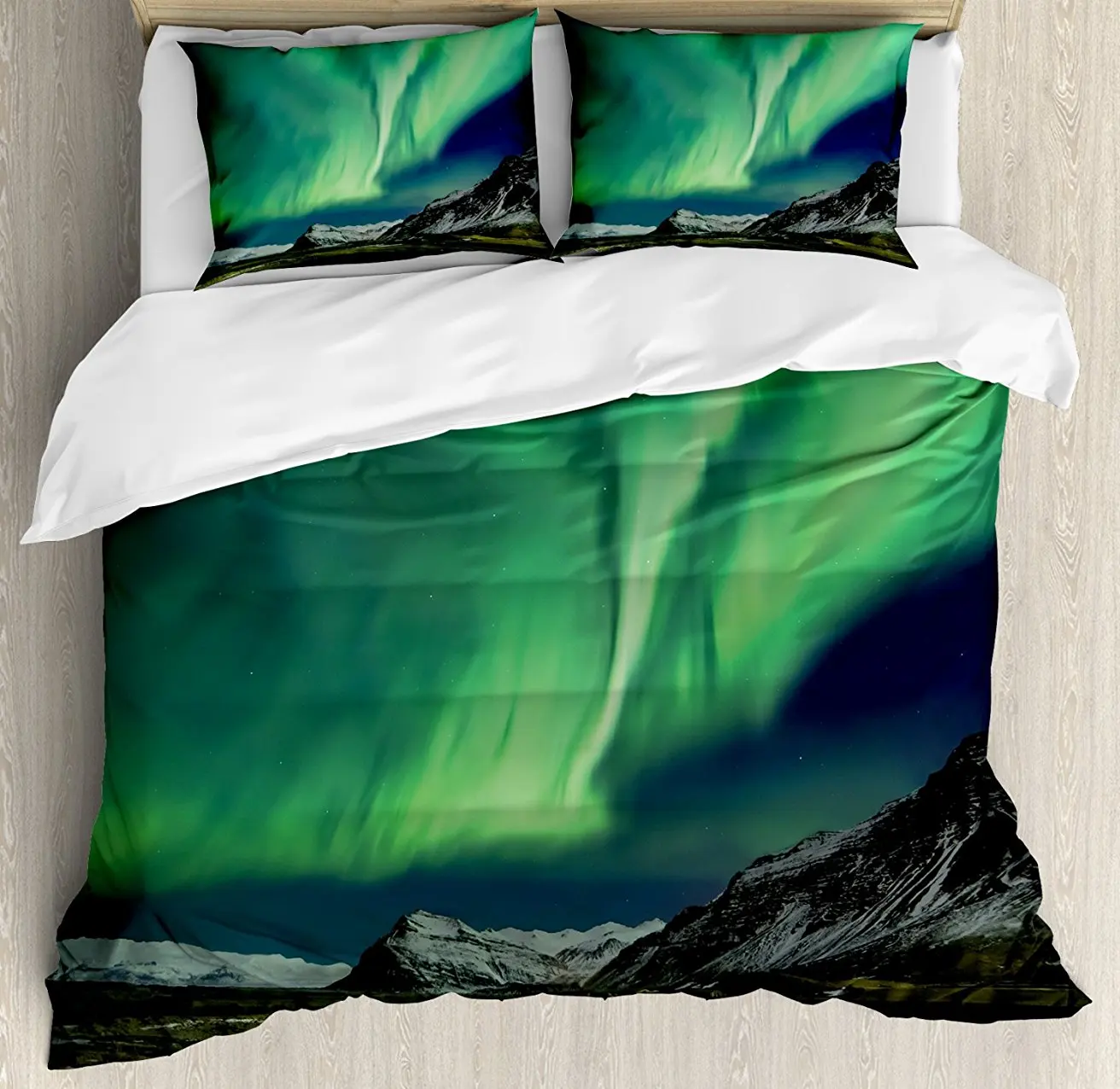 

Aurora Borealis Duvet Cover Set , Flash of Aurora Polaris above Mountains in Night Picture, 4 Piece Bedding Set