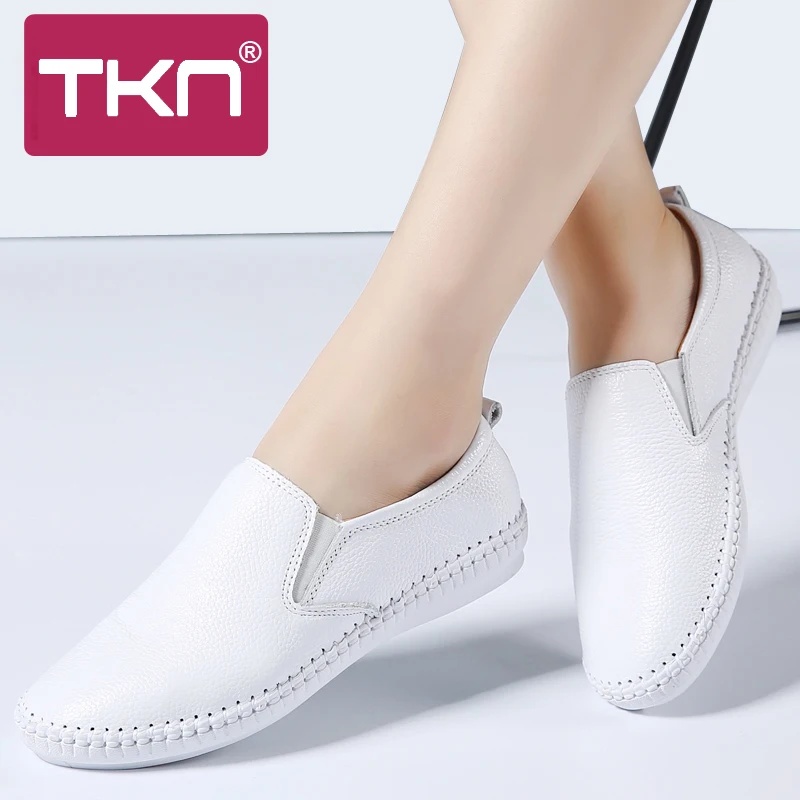 Женские туфли на плоской подошве TKN Белые слипоны из натуральной кожи балетки