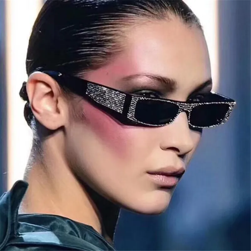 

ZXTREE 2019 Luxurious Flash Sunglasses Women Sun Glasses Fashion Sunglass Lady Shining Party Female Shades Black oculos Z415