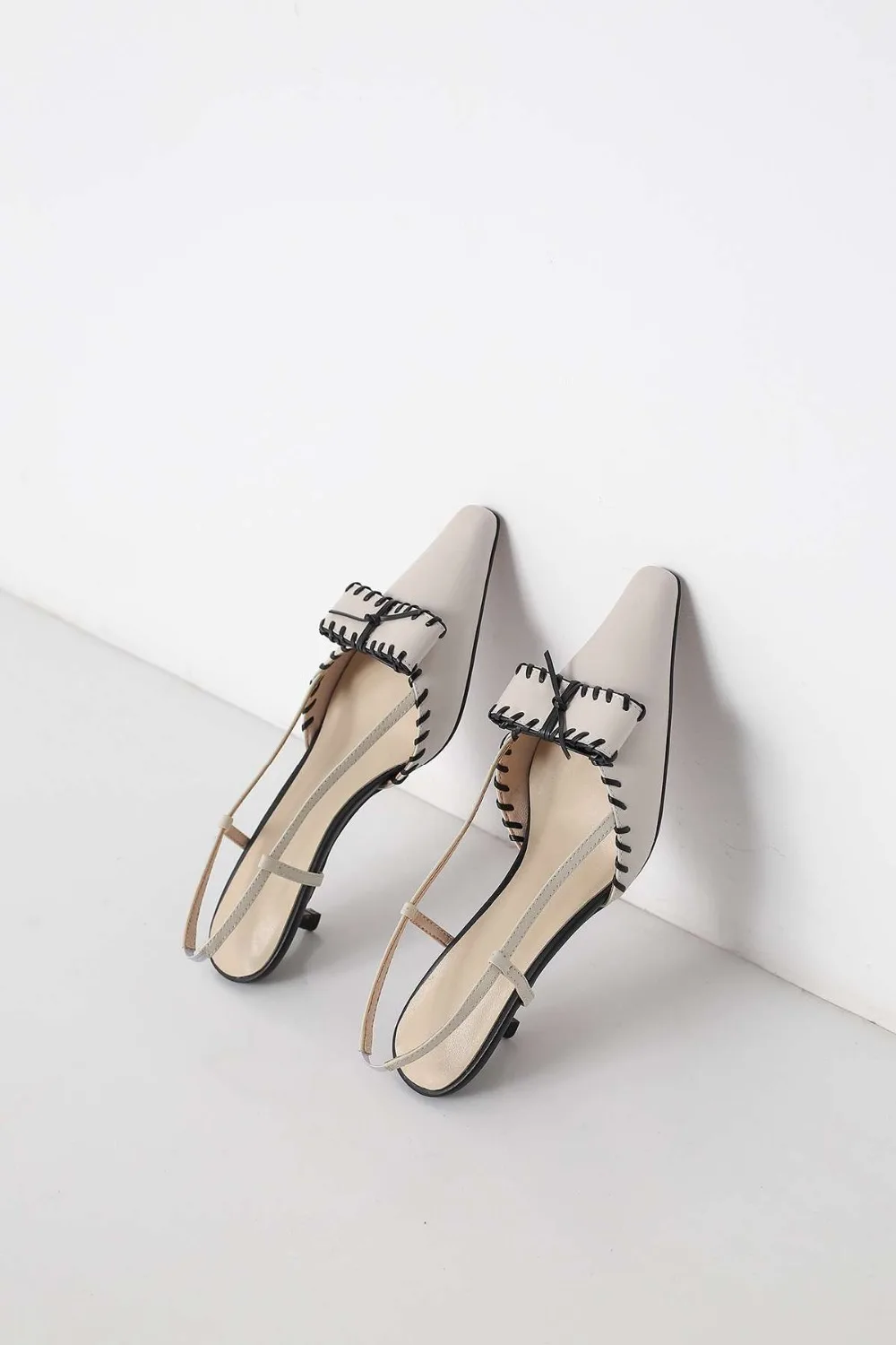 Beige Elegante Cuero En Clásico Krazing Mariposa De Huecas Gatito Gladistor Olla negro L37 Tacones Med Resbalón Sandalias Dama nudo Genuino S5xwfBUnq