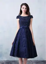 Vintage Spitze Marineblau Kurze Prom Cocktailkleider Knielangen Kappen-hülsen Perlen A-linie Cocktailkleider Robe De Cocktail