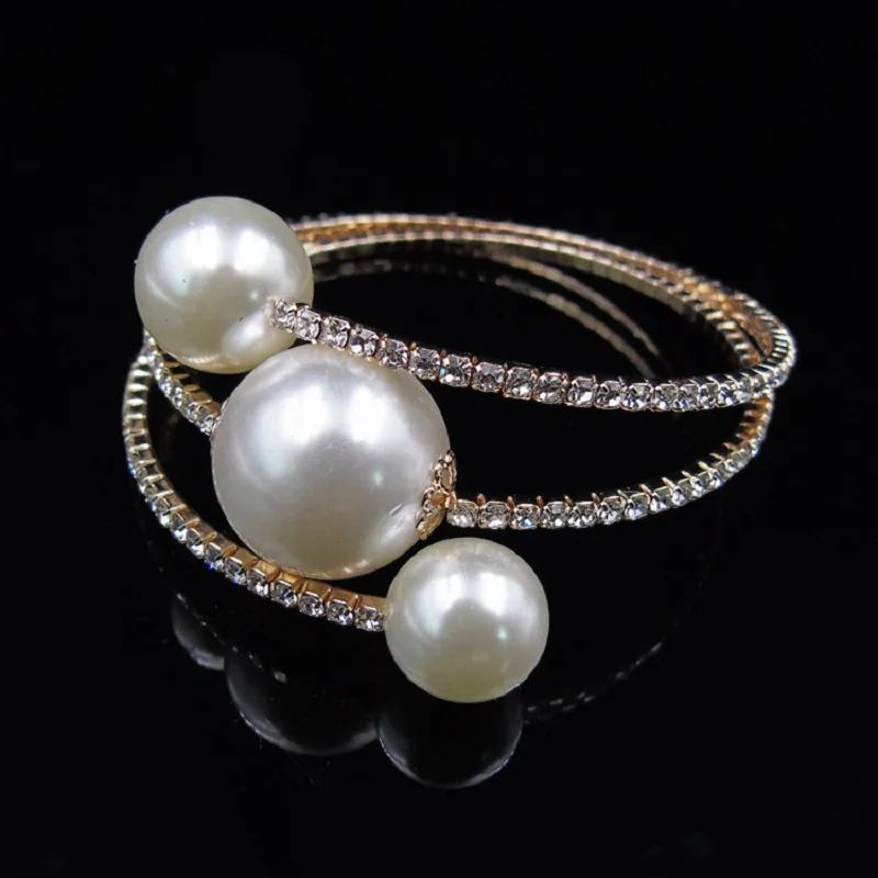 

Find Me 2019 brand fashion Imitation pearl ethnic Cuff Bracelet punk boho circular beads bracelet bangle women Jewelry wholesale