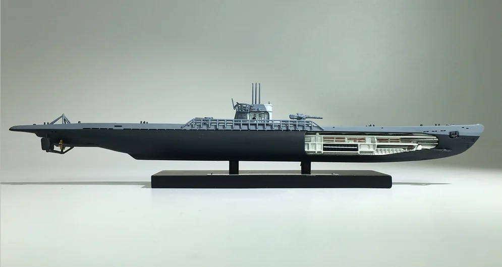 battleship and submarine toy