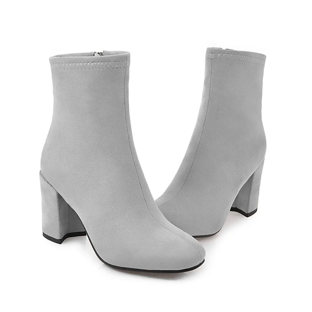 ботильоны l e gelmetti женские замшевые. полусапожки с квадратным носом. кожаные ботинки botas mujer. Prada нейлоновые полусапожки на каблуке 2020. Stradivarius сапоги черные замшевые.