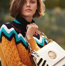 2019 Autumn Winter New Little Fresh Letter Wave Striped Collar High Collar Shown Thin Bottom Knitted Womens Sweaters Winter