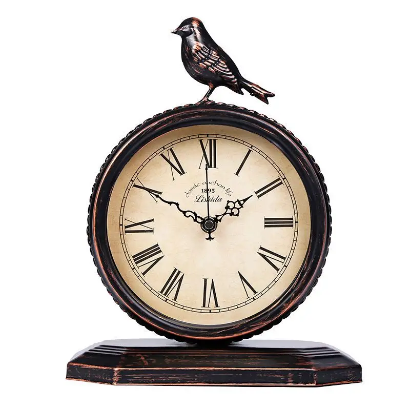 

American Country Retro Wrought Iron Mute Clock Fashion Personality European Desktop Clock Bedside Table Antique Clock Bird Clock