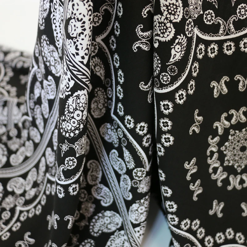 

Black Patchwork Viscose Rayon Fabric Dress Material Plaid Paisley
