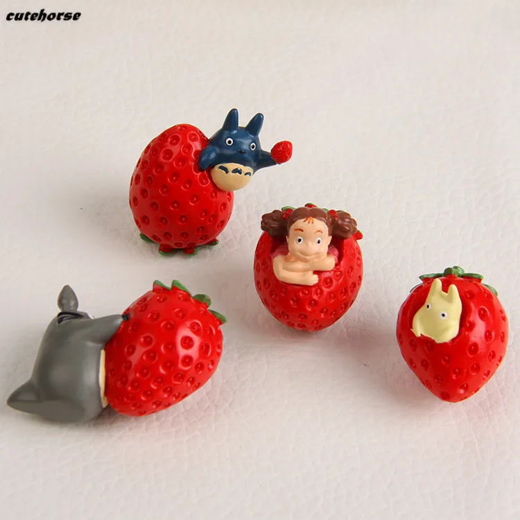 

CUTEHORSE 4pcs/set miyazaki's creative and cute strawberry longcat mini magnetic refrigerator paste