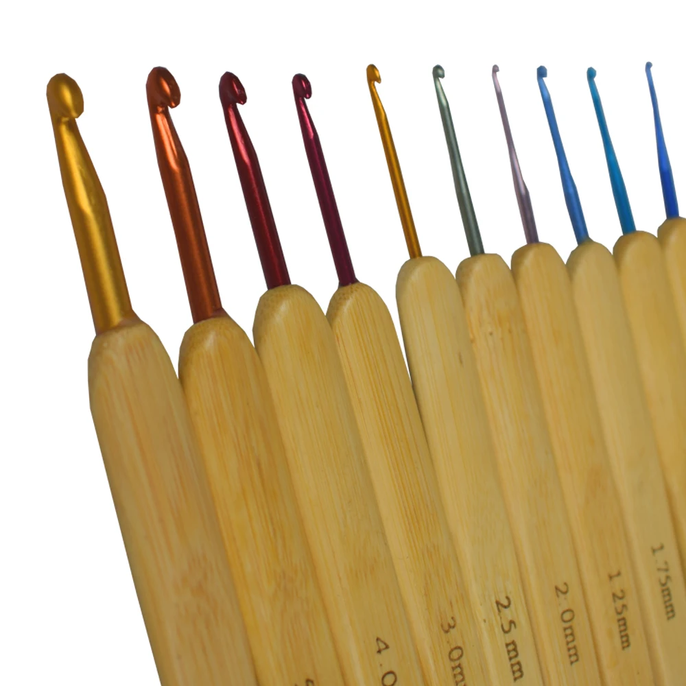 Crochet Hook 10Pcs Metal Crochet Costura Hook Bamboo Handle Knitting