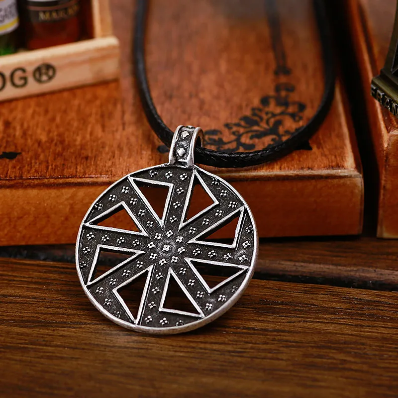 Kolovrat pendant