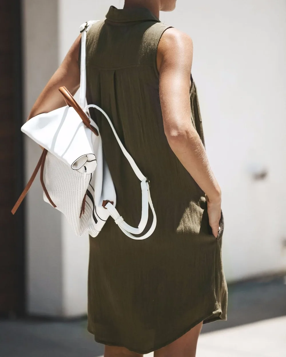 9027765949_1826084151