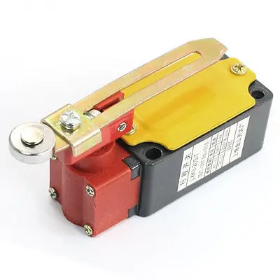 

LSK3-20S/T Momentary Enclosed Limit Switch w Adjustable Roller Lever Arm