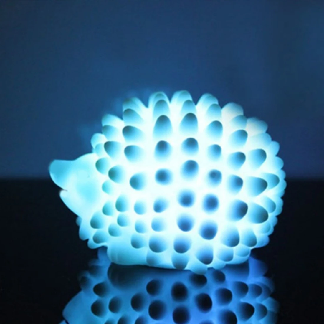 

LED Night Light Household Decoration Lamp Desk Lamps Changing Color Christmas Present Baby Light Home Bedside LED Hedgehog