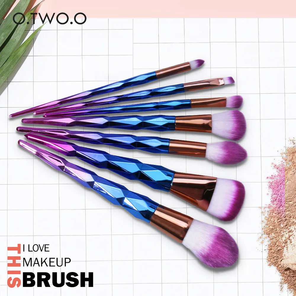 O.TWO.O 7pcs/lot Beauty Makeup Brushes Set Tools Cosmetic Foundation