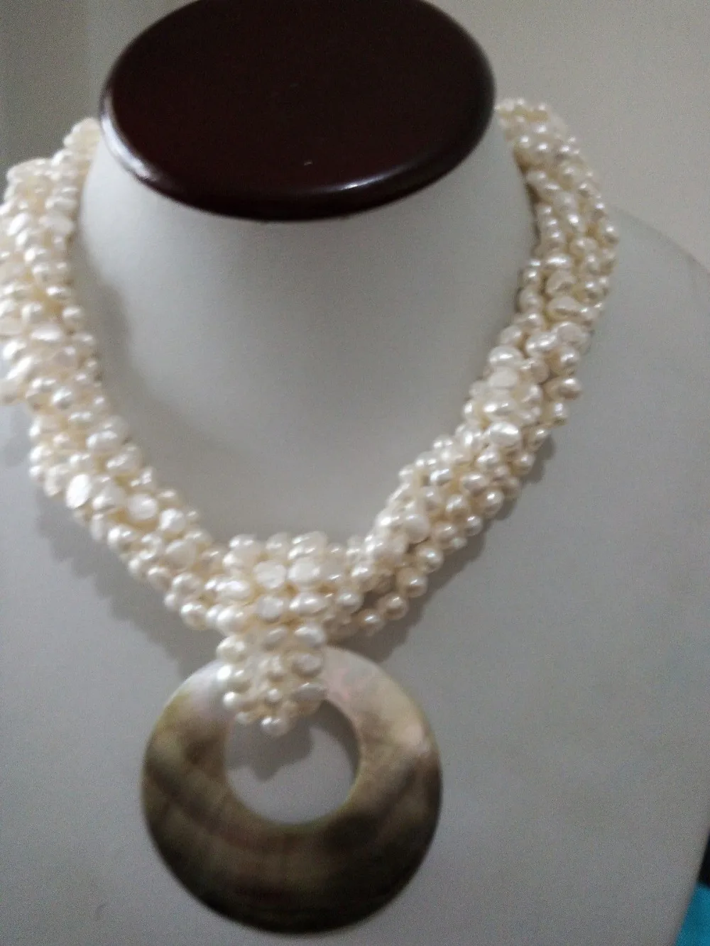 

Jewelr 005110 Strands White Cultured Fresh water Pearl Necklace Large Mother of Pearl pendant