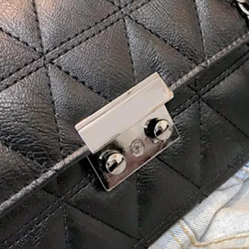 Women Winter Hot INS Popular Chain Shoulder Bags Fashion Travel Female Flap Mini Handbag PU Ladies Design Messenger Bolsa SS3481 (2)