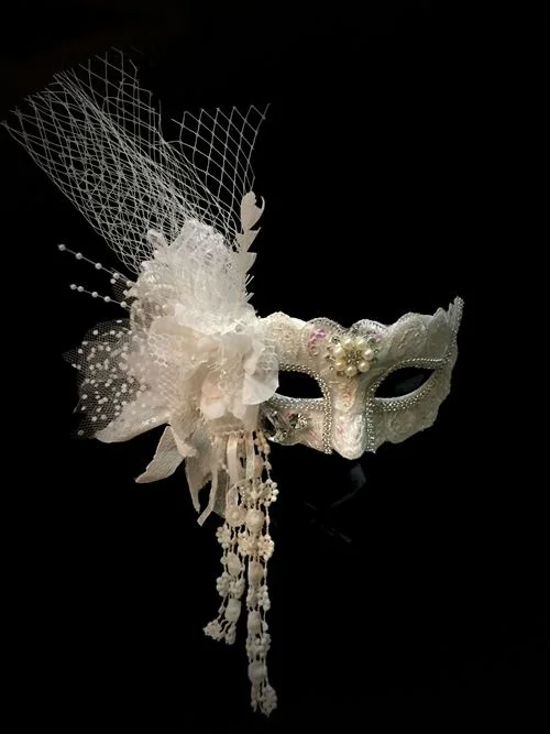 White high end luxury pearl tassel feather stage mask Halloween