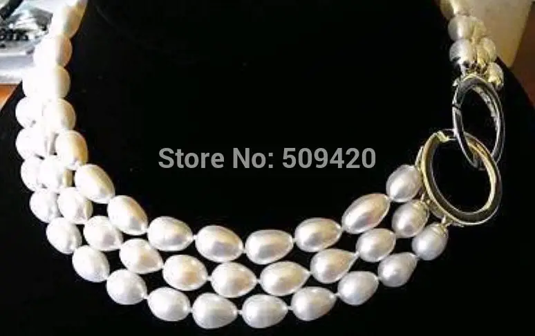 

~~ Free Shipping TRIPLE STRANDS GENUINE AKOYA WHITE PEARL NECKLACE YYZ1903