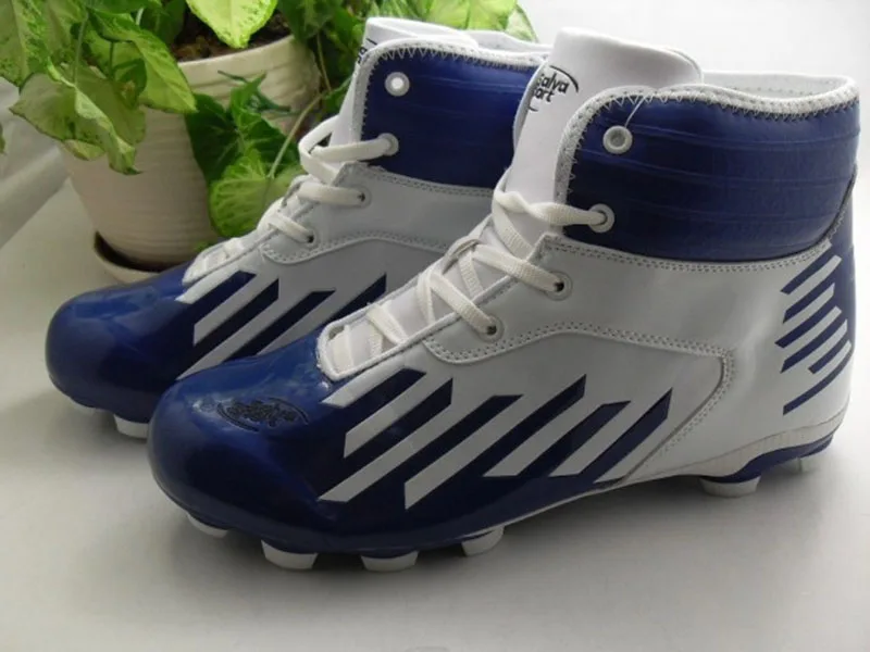 shoe carnival baseball cleats