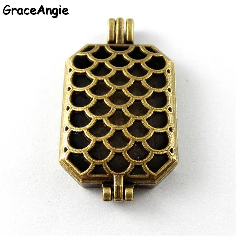 

Graceangie 1PC Fish Scales Style Perfume Essentail Oil Diffuser DIY Charm Cage Locket Pad Hollow Necklace Antique Bronze Pendant