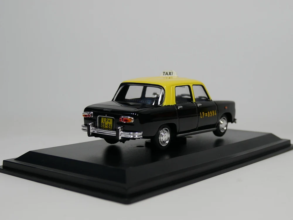 Leo модель 1:43 Renault 8 1965 такси Чили такси литой модели автомобиля